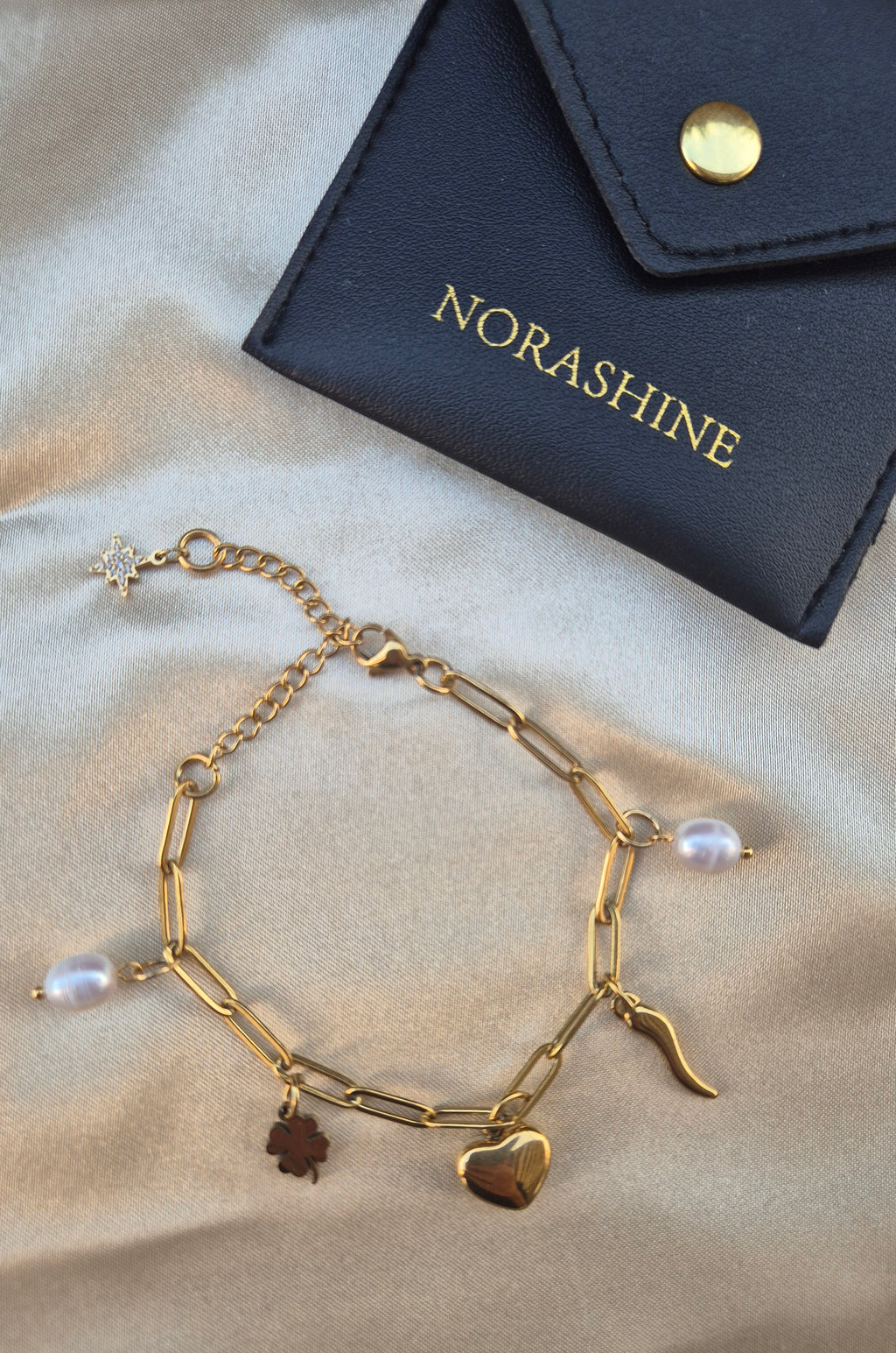 Infinity Link Armband