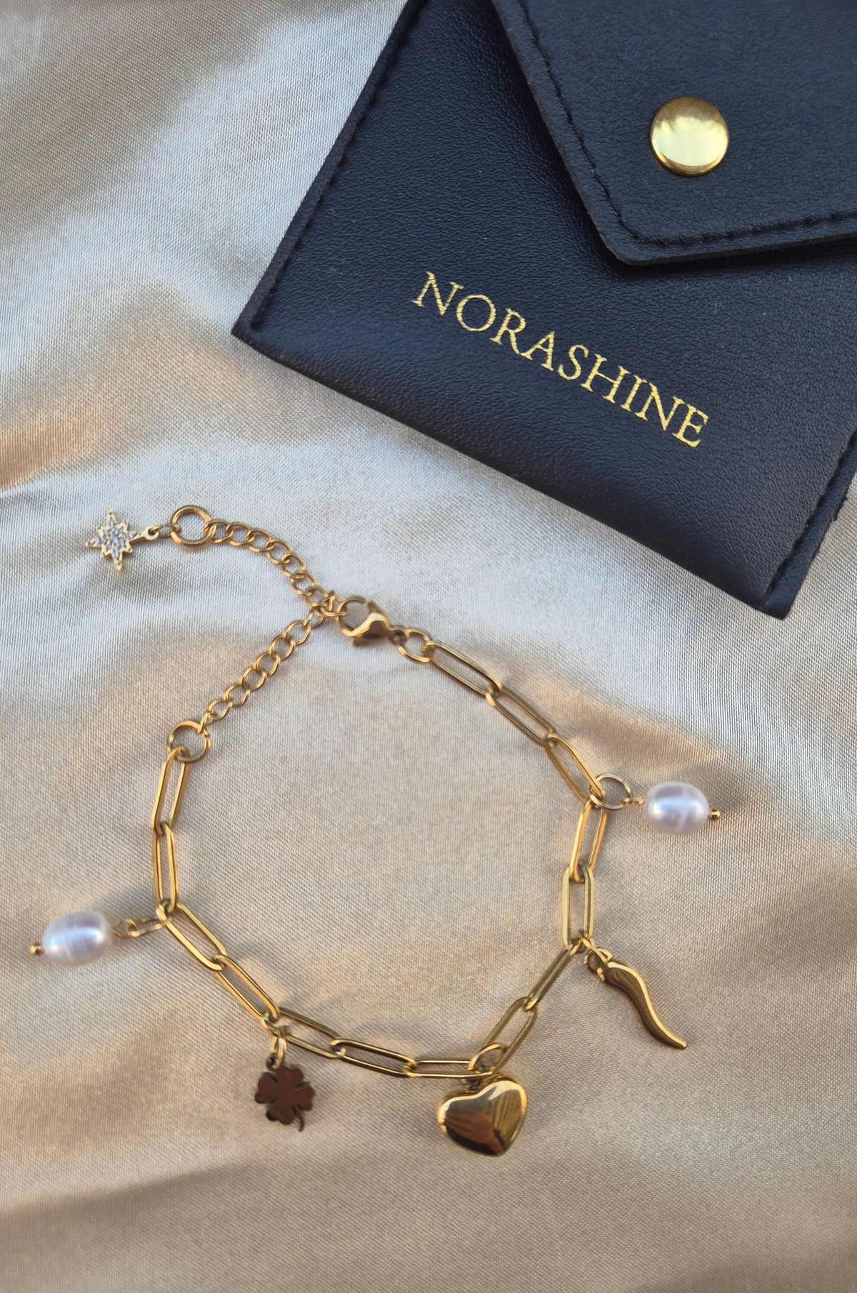 Infinity Link Armband
